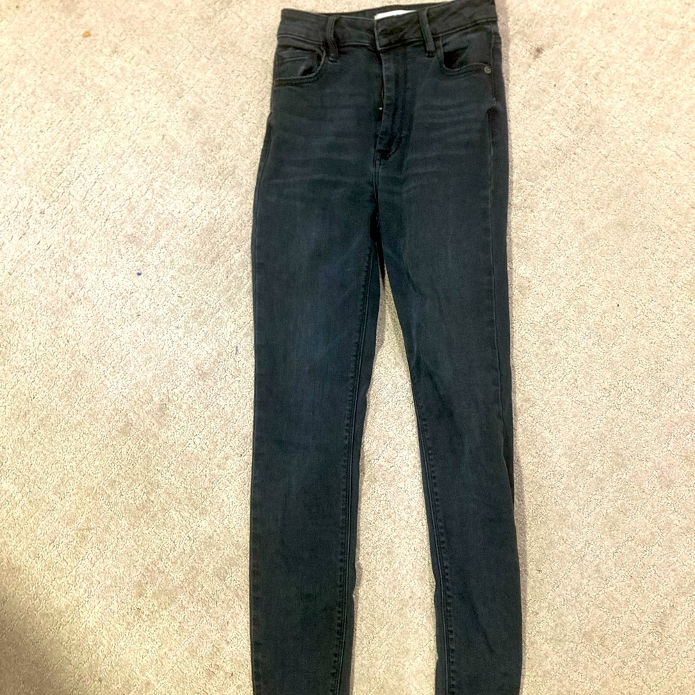 Hidden black skinny jeans